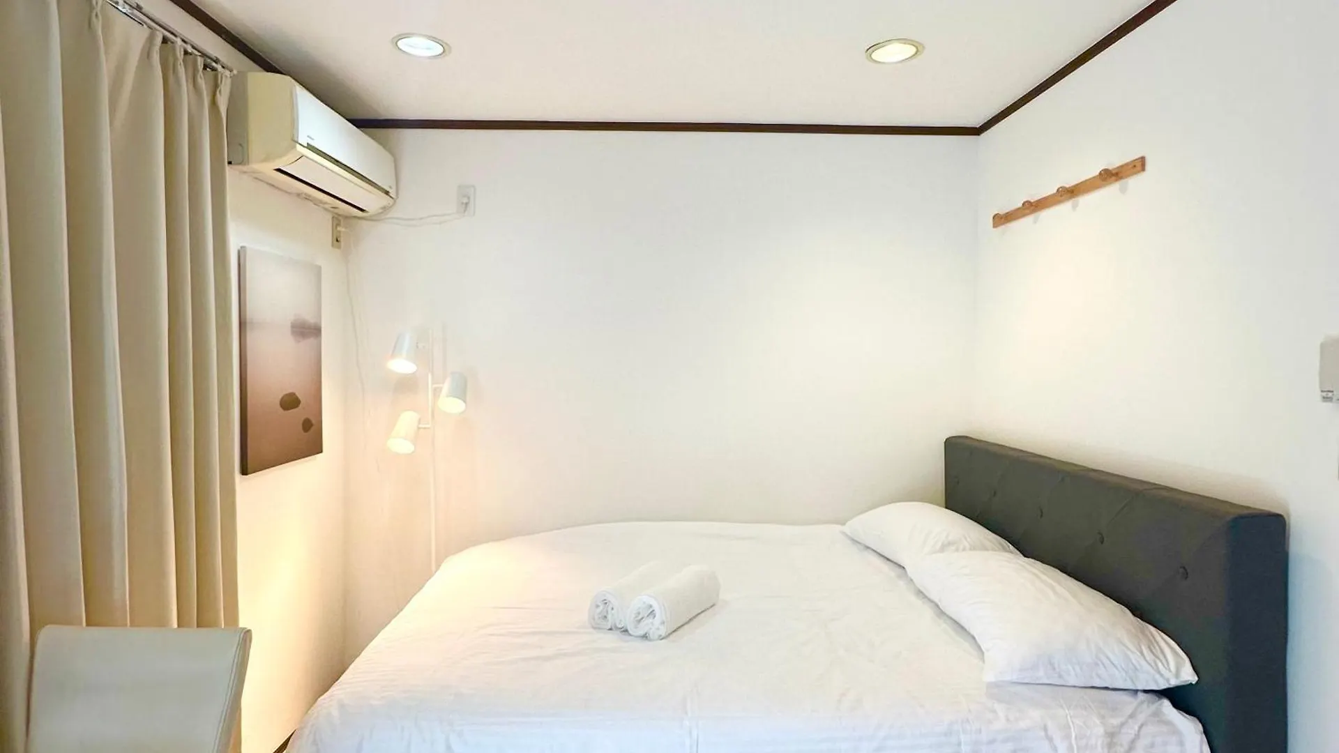 Apartment Ookubo Hills Family Home Tokyo