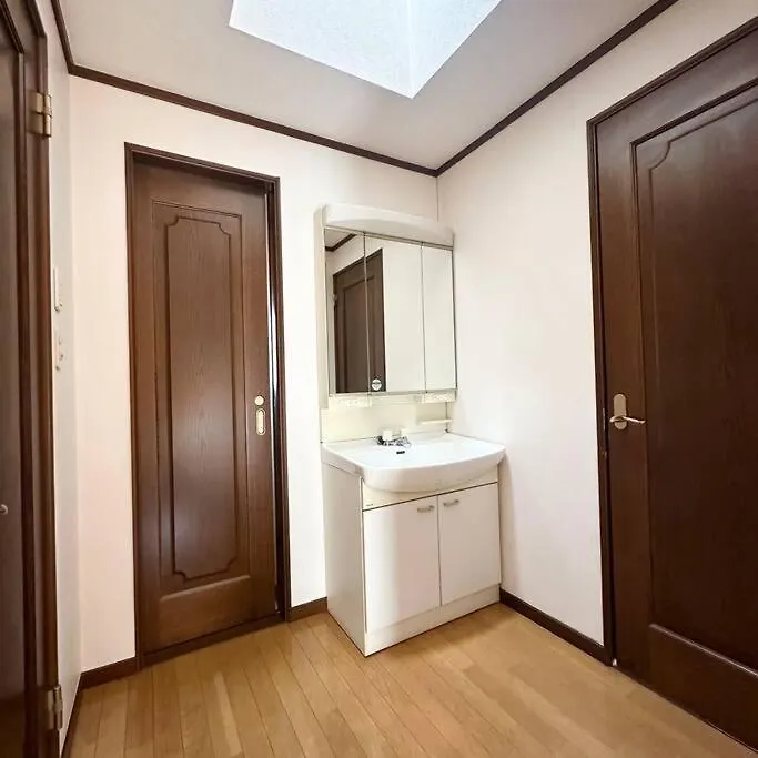Ookubo Hills Family Home Tokyo
