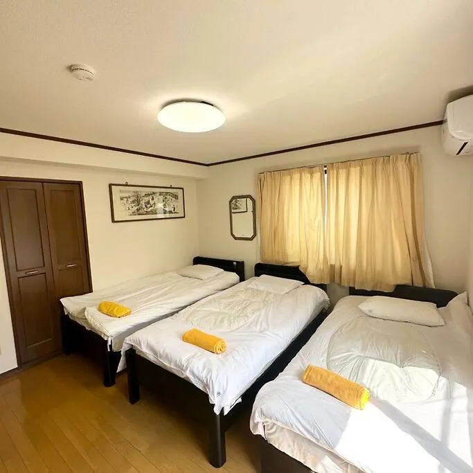 Ookubo Hills Family Home Tokyo